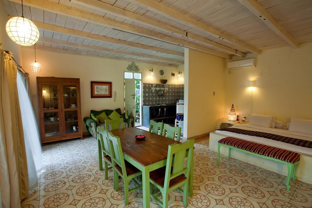 Villa Pondok Terra Jogjakarta Buitenkant foto